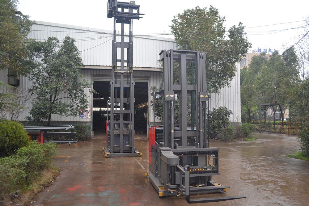 3 way electric pallet stacker (9) 3 way electric pallet stacker (9)